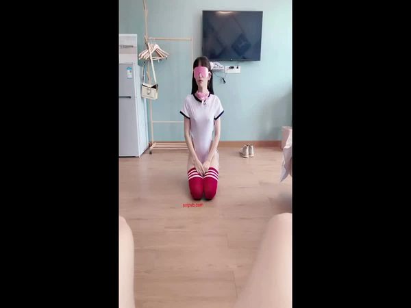 极品美少女粉色情人骑马射箭长枪直入自拍 极品美少女粉色情人骑马射箭长枪直入自拍