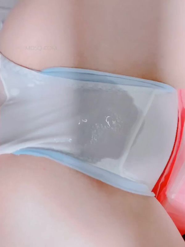 粉色JK学妹在家自慰自慰 粉色JK学妹在家自慰自慰