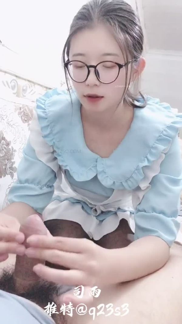 高颜值反差婊@司雨 淫荡私拍合集 (8)自拍 高颜值反差婊@司雨 淫荡私拍合集 (8)自拍