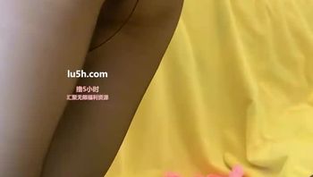 閔兒是誰？閔兒定製視頻在哪裡在線觀看？這一部瑜伽定製視頻中，閔兒真空上陣，特別的頂