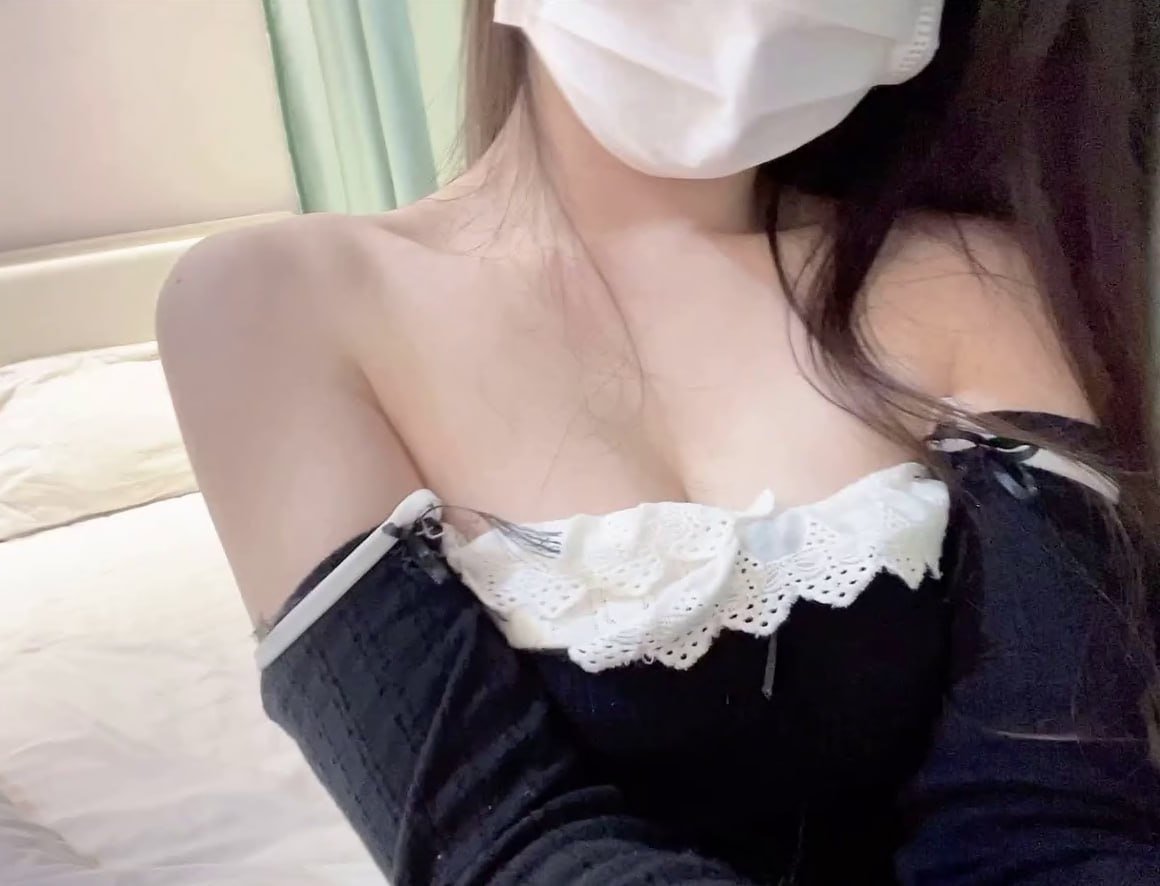 蔡小熊-黑丝自慰 蔡小熊-黑丝自慰